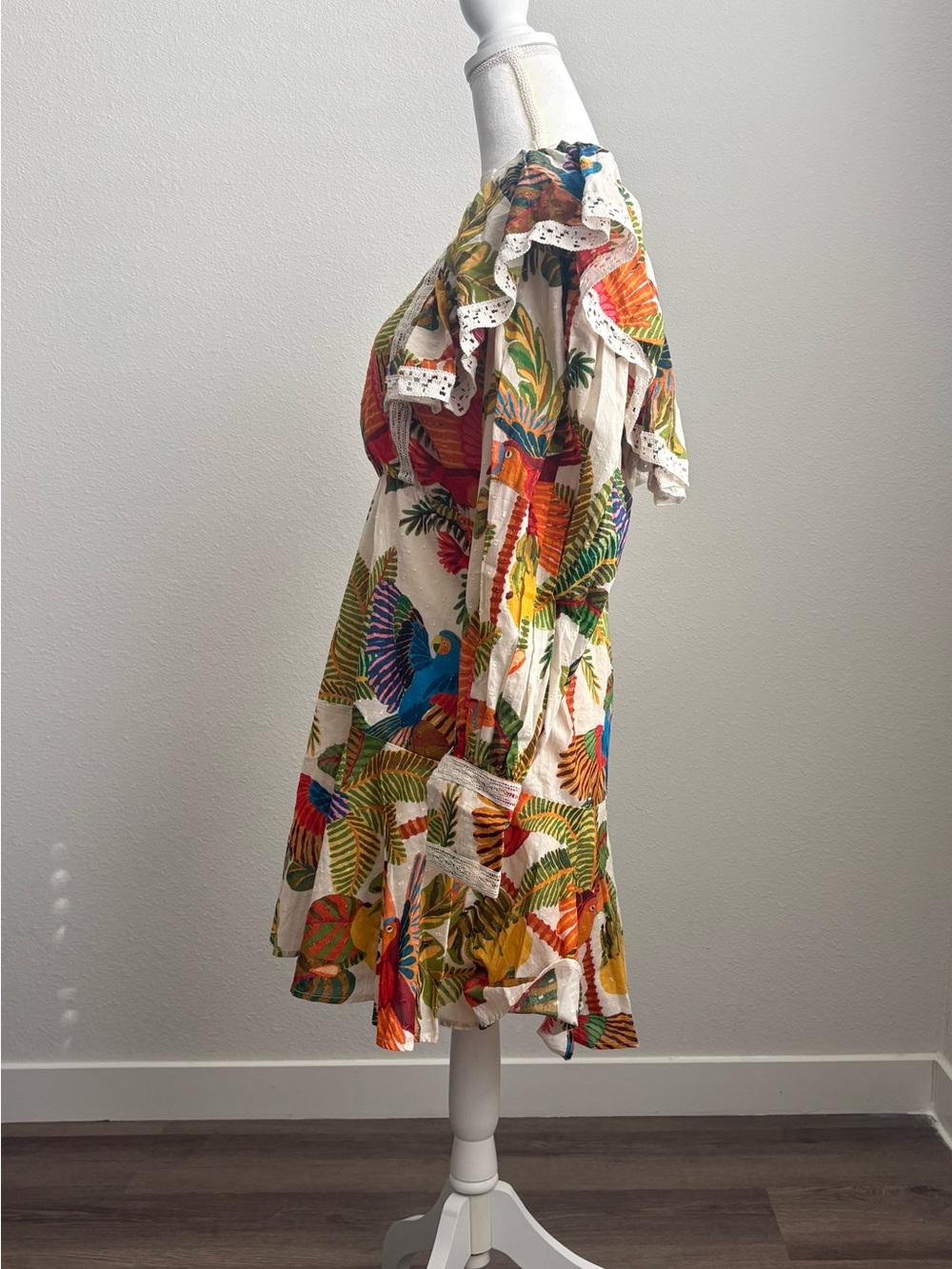 FARM Rio Cream Mini Dress with Tropical Parrot Print - Picture 4 of 7